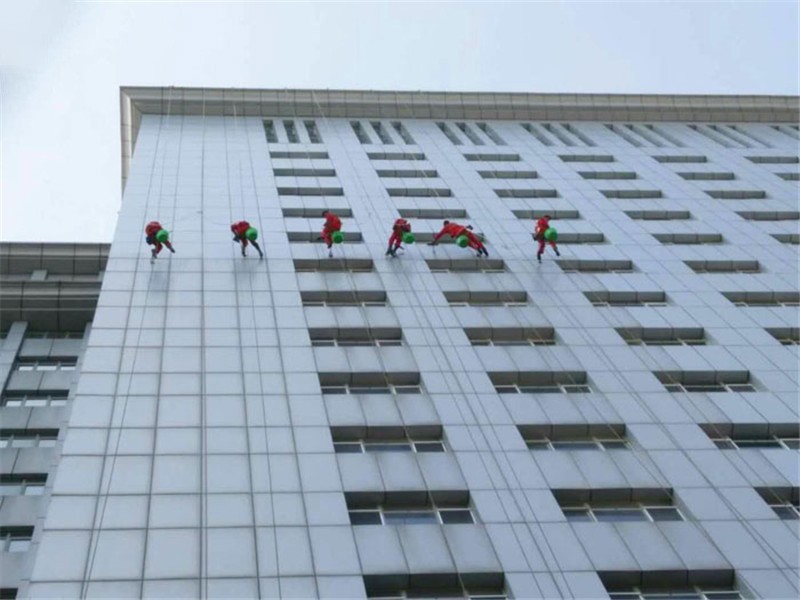 玻璃幕墻清洗，外墻脫落修補(bǔ)及維保
